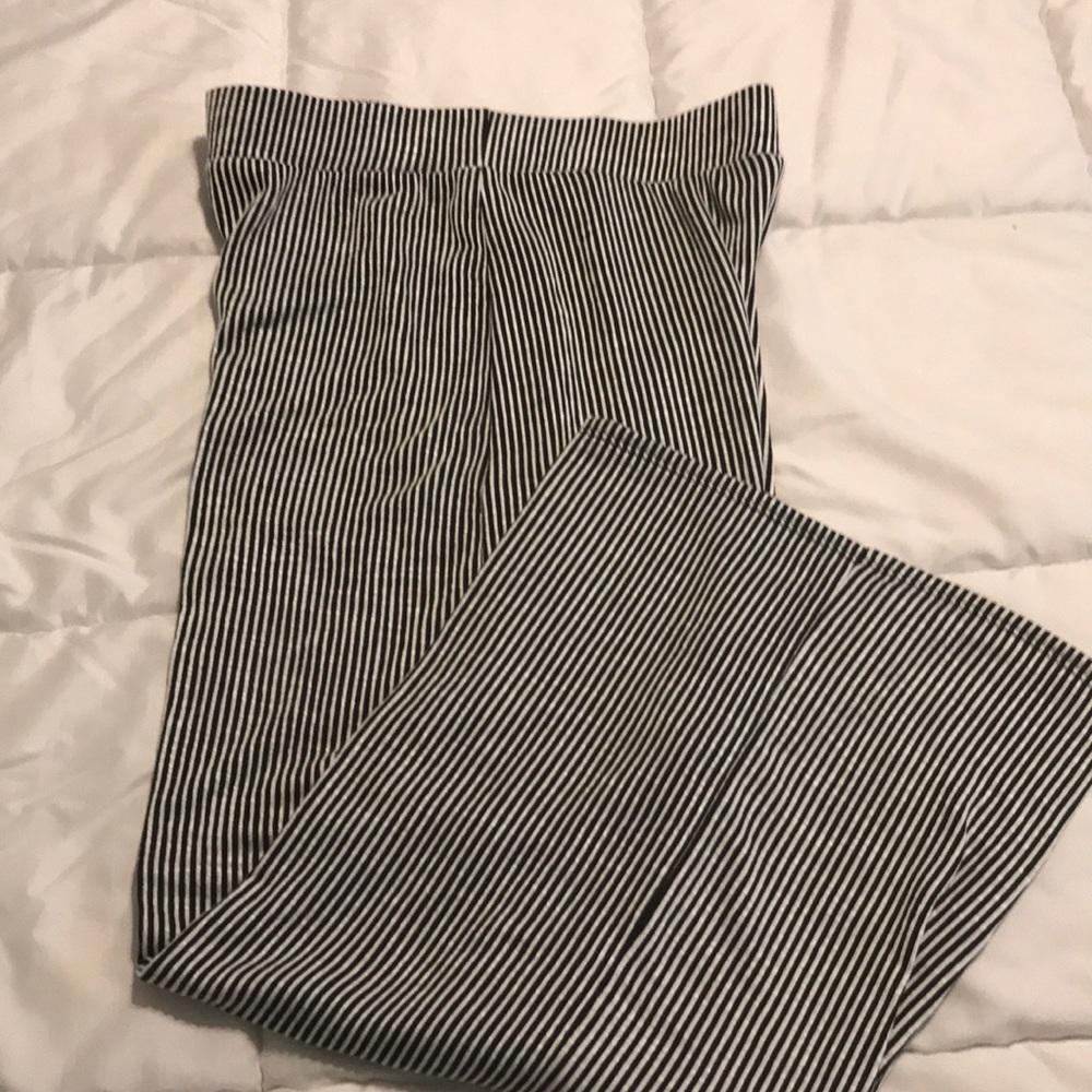 New never worn black and white stripped  pants